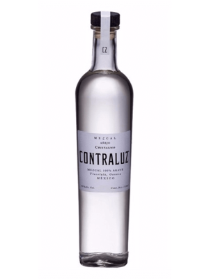 Mezcal Cristalino Contraluz